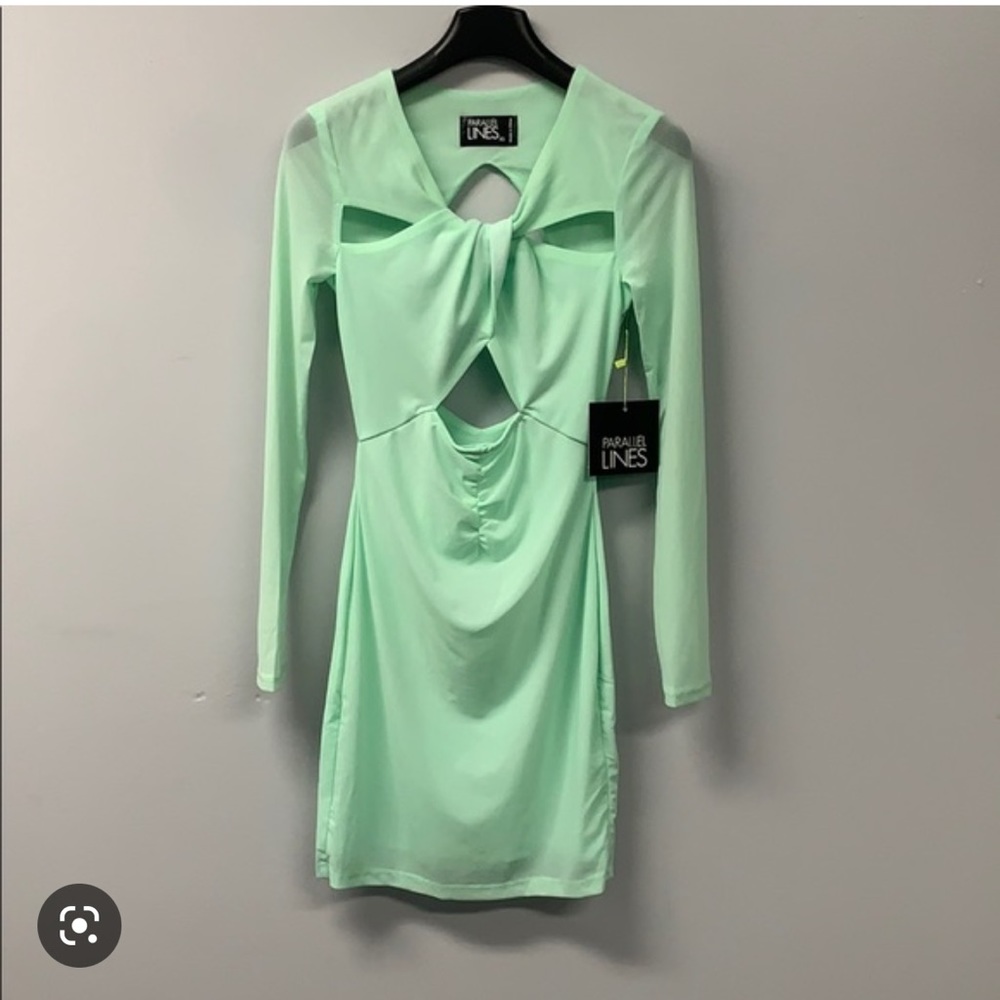 NWT Parallel Lines Twist Detail Bodycon Mini Dress l Color: Mint Green l Size XS
